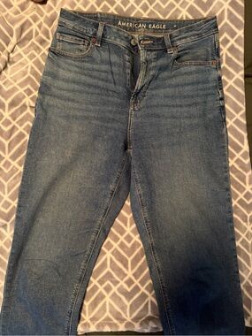 American Eagle Outfitters Women’s Medium Blue Straight Jeans